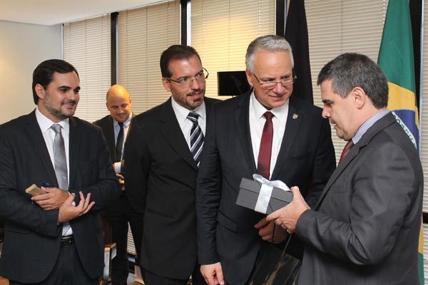 3_Belo-Horizonte_BMDG_Gespraech-mit-Paulo-Eduardo-Rocha-Brant_FIEMG_redu